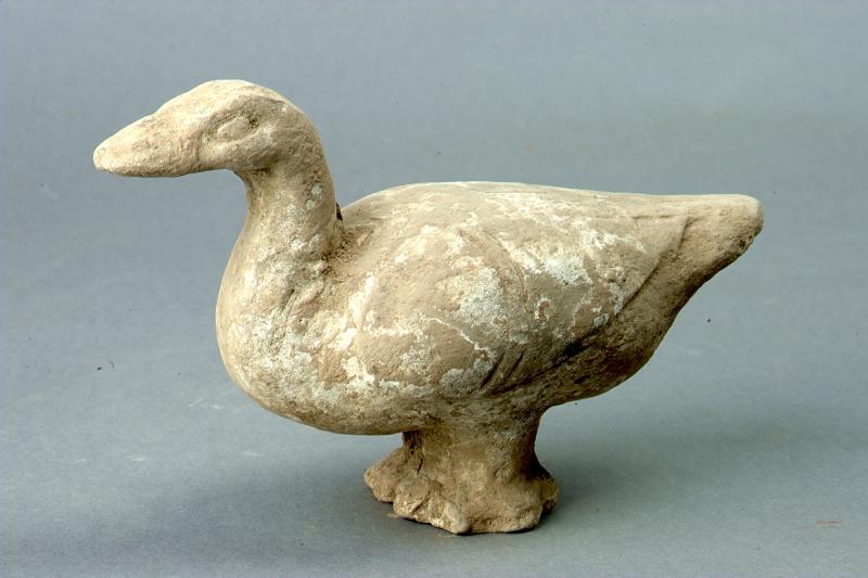 汉灰陶鸭- 陶器类- 济源博物馆